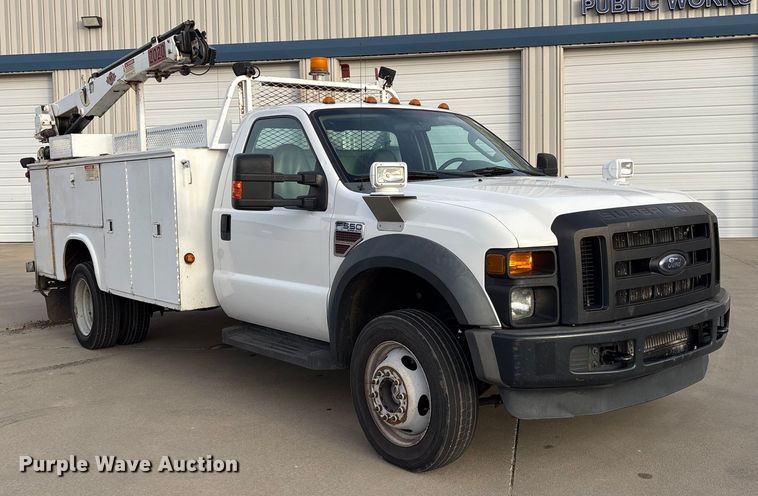 image for item ET4112 2008 Ford F550 utility / service truck