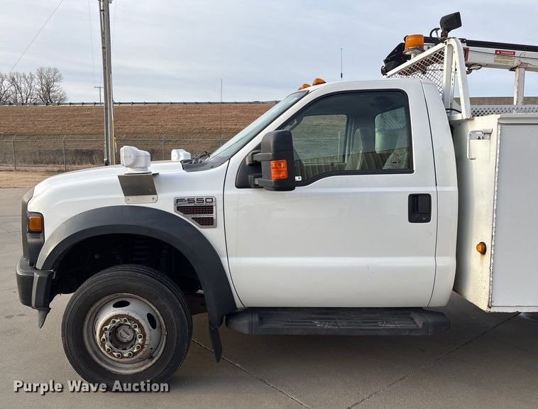 image for item ET4112 2008 Ford F550 utility / service truck