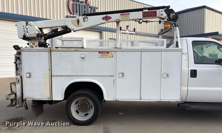 image for item ET4112 2008 Ford F550 utility / service truck
