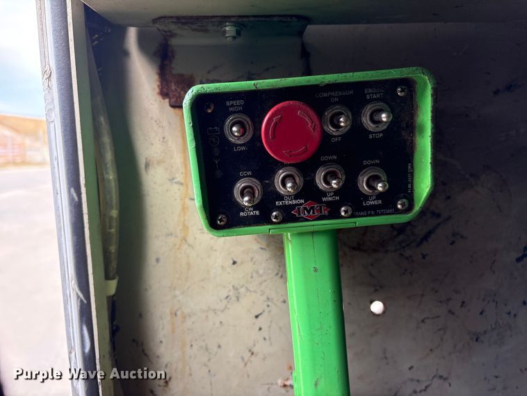 image for item ET4112 2008 Ford F550 utility / service truck