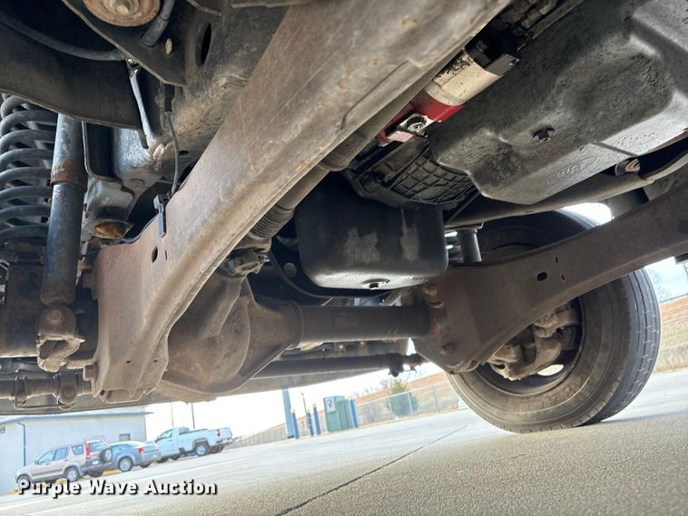 image for item ET4112 2008 Ford F550 utility / service truck