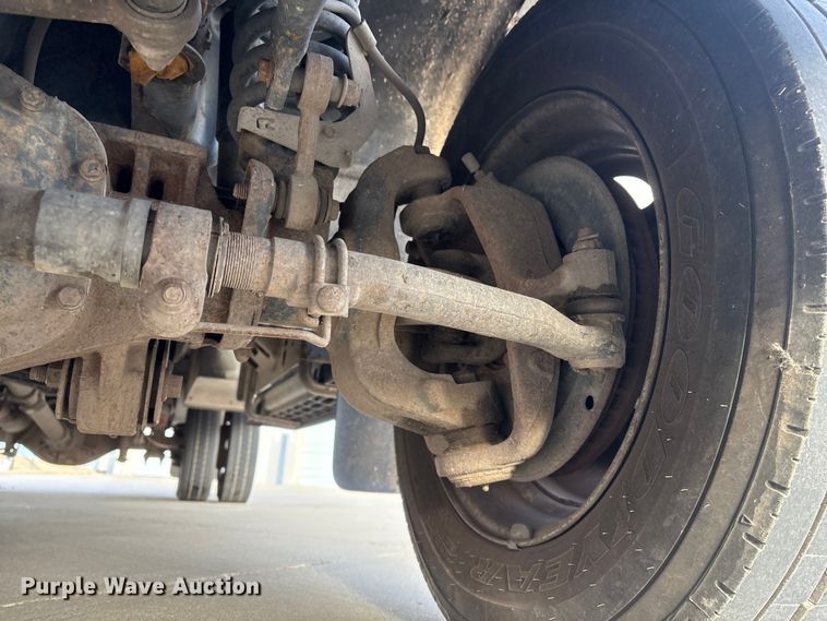 image for item ET4112 2008 Ford F550 utility / service truck