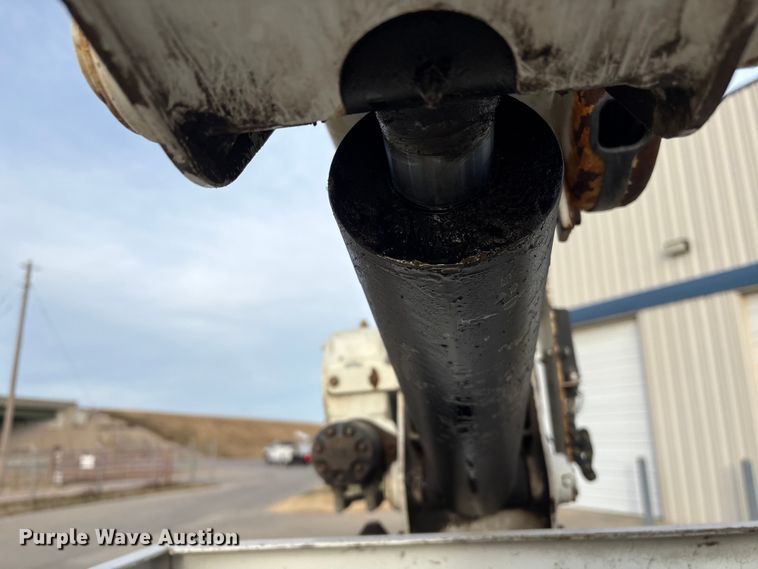 image for item ET4112 2008 Ford F550 utility / service truck