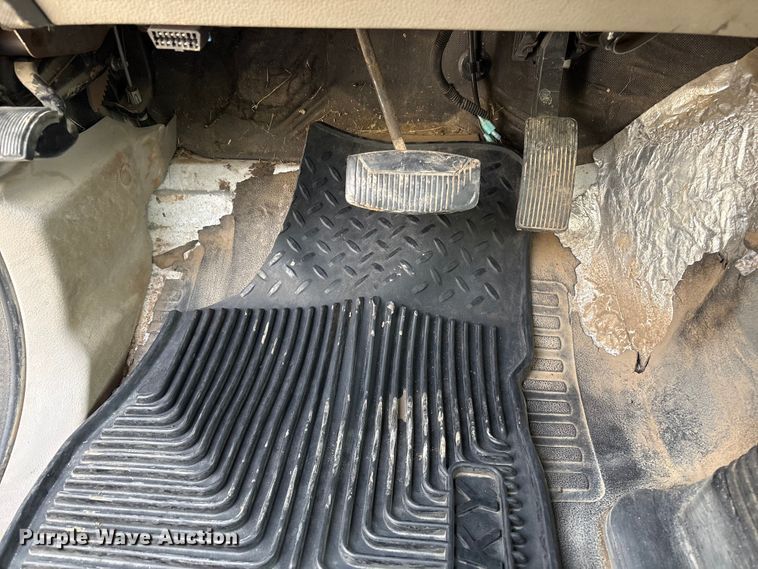 image for item ET4112 2008 Ford F550 utility / service truck