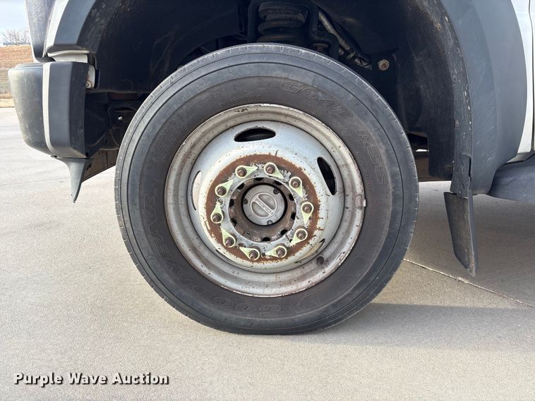 image for item ET4112 2008 Ford F550 utility / service truck