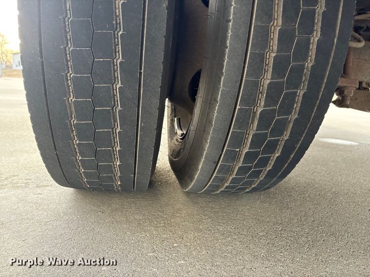 image for item ET4112 2008 Ford F550 utility / service truck