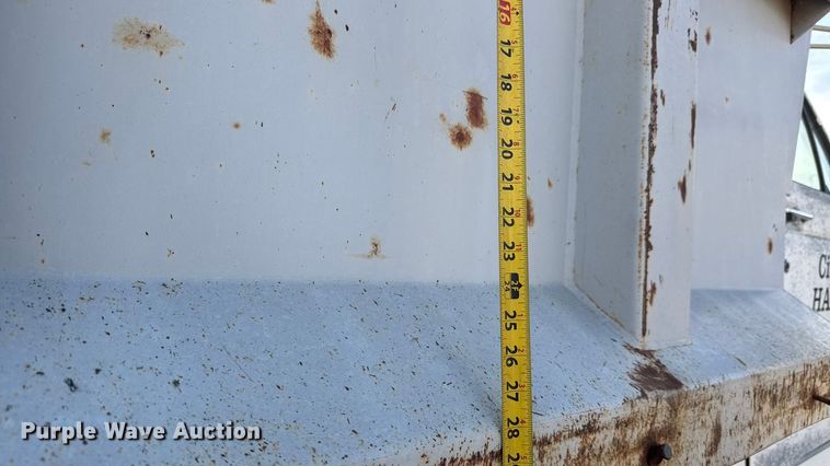 image for item ET4119 1992 Ford F700 dump truck