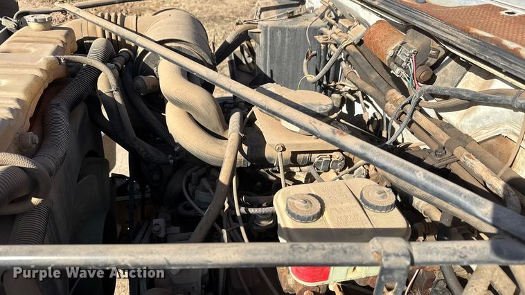 image for item ET4119 1992 Ford F700 dump truck