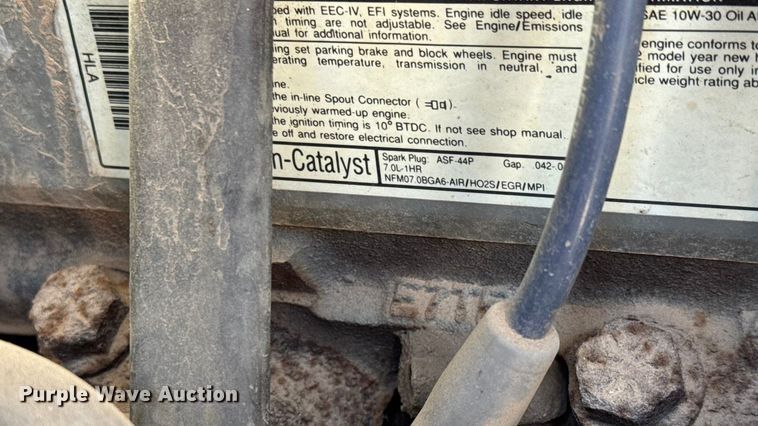 image for item ET4119 1992 Ford F700 dump truck