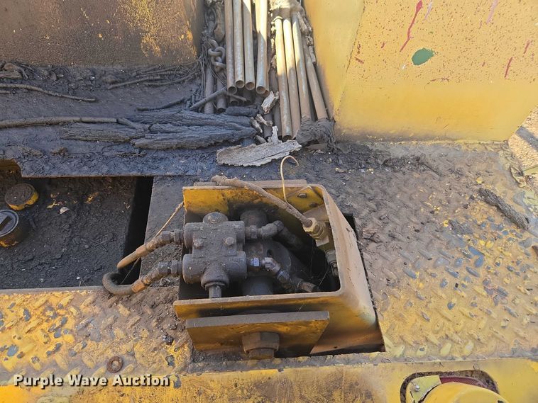 image for item ET5380 1976 GMC 6500 bucket truck