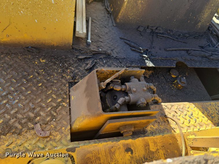 image for item ET5380 1976 GMC 6500 bucket truck