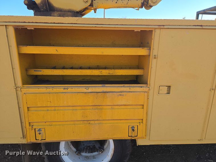 image for item ET5380 1976 GMC 6500 bucket truck