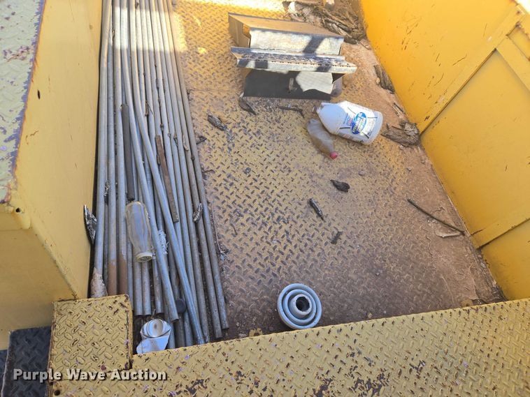 image for item ET5380 1976 GMC 6500 bucket truck