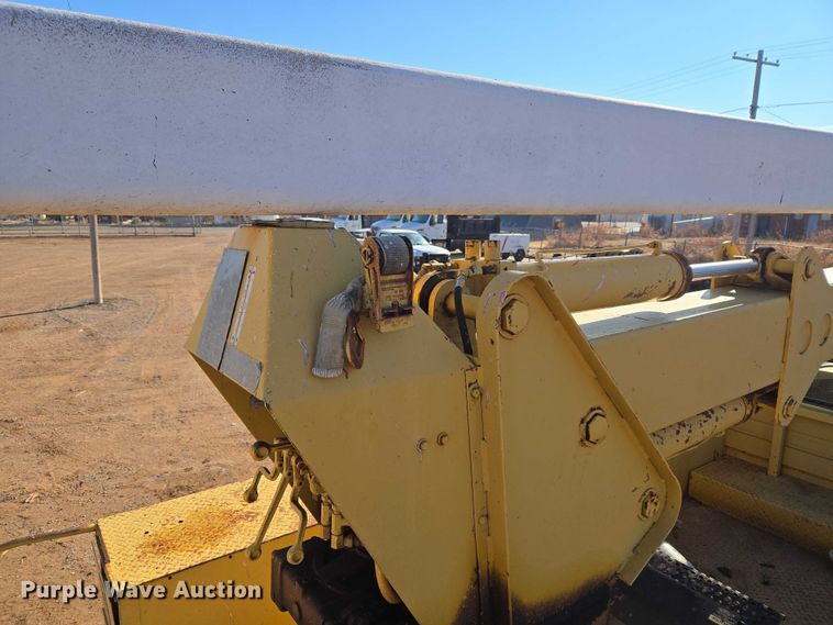 image for item ET5380 1976 GMC 6500 bucket truck