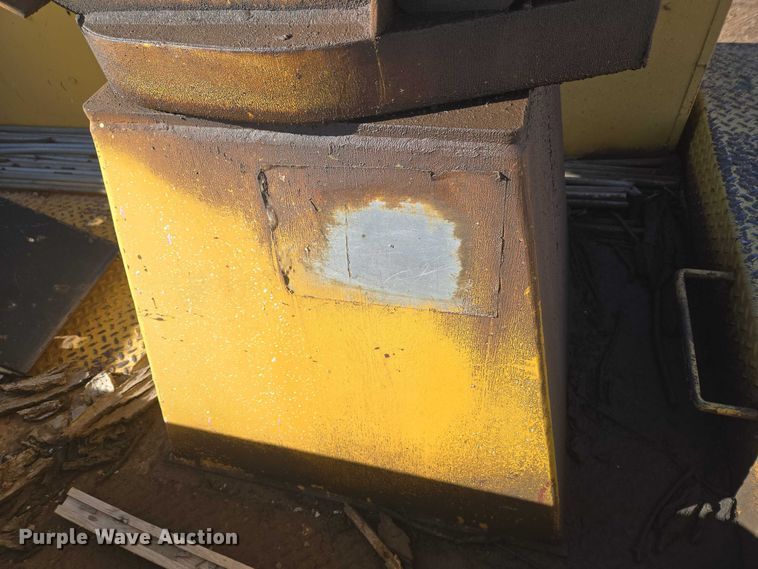 image for item ET5380 1976 GMC 6500 bucket truck