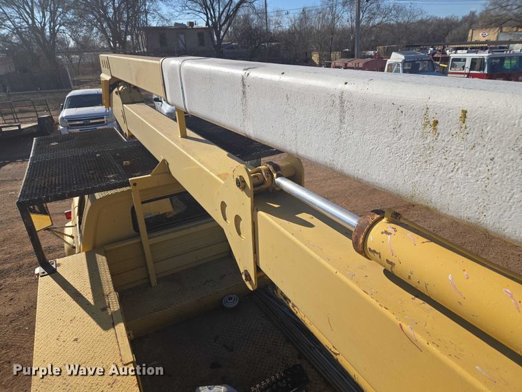 image for item ET5380 1976 GMC 6500 bucket truck