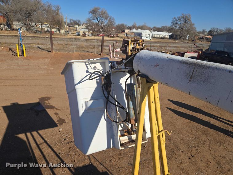 image for item ET5380 1976 GMC 6500 bucket truck