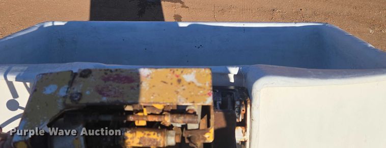 image for item ET5380 1976 GMC 6500 bucket truck