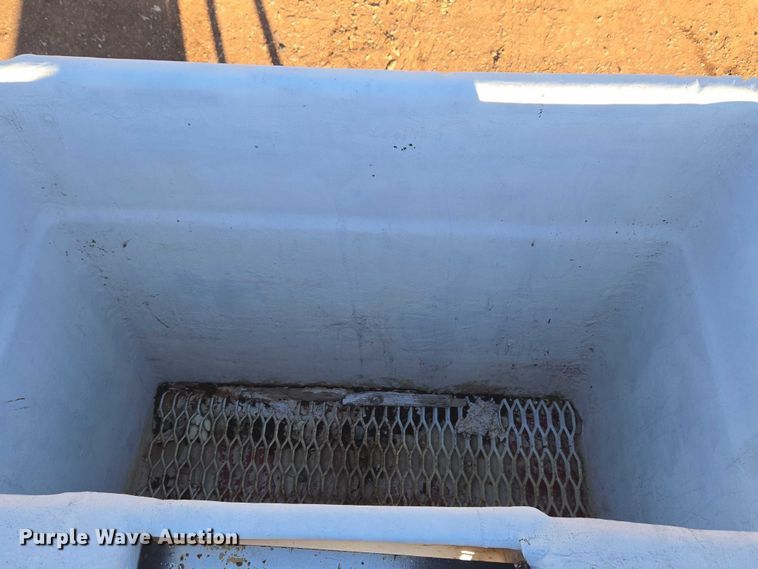 image for item ET5380 1976 GMC 6500 bucket truck