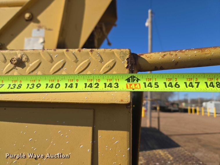 image for item ET5380 1976 GMC 6500 bucket truck