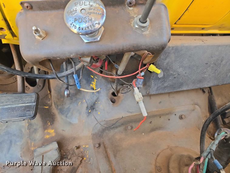 image for item ET5380 1976 GMC 6500 bucket truck