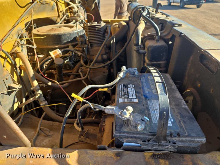 image for item ET5380 1976 GMC 6500 bucket truck