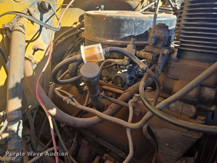 image for item ET5380 1976 GMC 6500 bucket truck