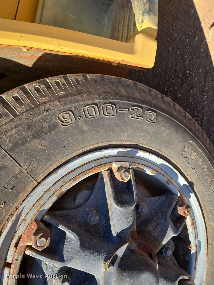 image for item ET5380 1976 GMC 6500 bucket truck