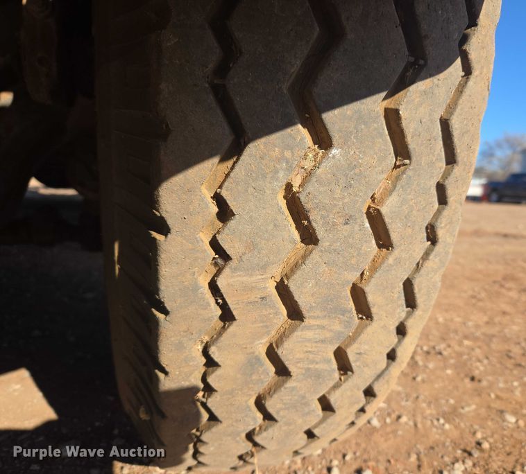 image for item ET5380 1976 GMC 6500 bucket truck