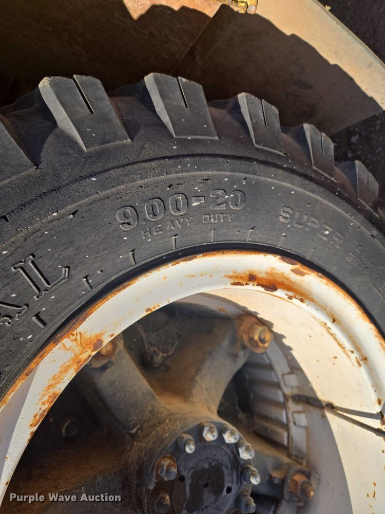 image for item ET5380 1976 GMC 6500 bucket truck