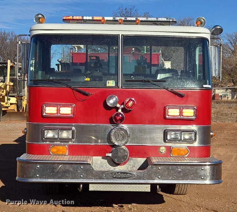 image for item ET5381 1986 Pierce pumper fire truck