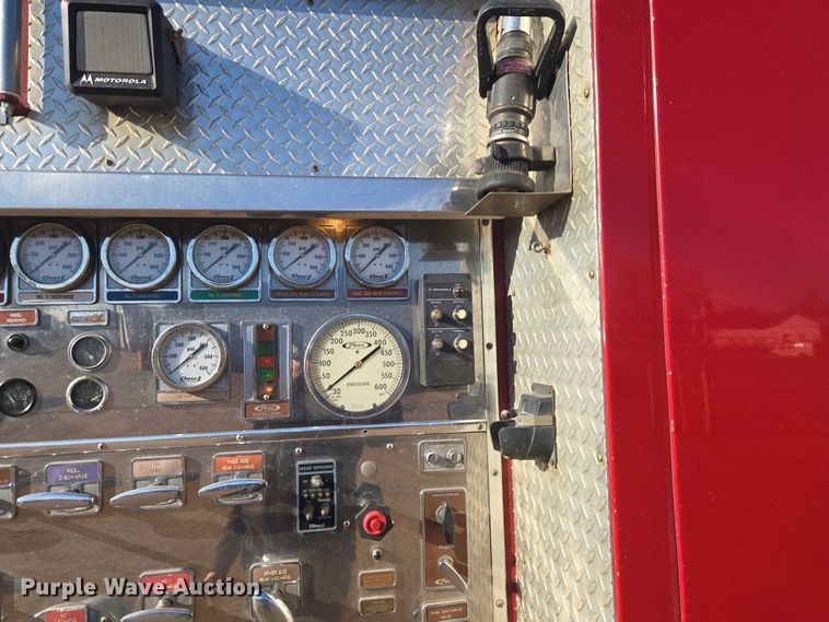 image for item ET5381 1986 Pierce pumper fire truck
