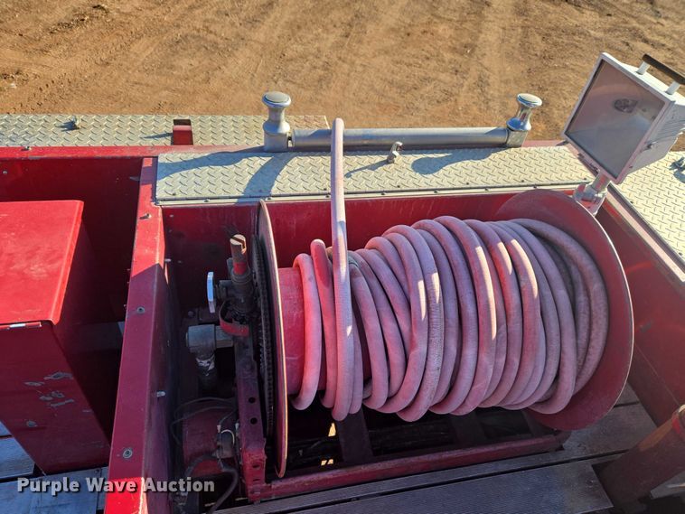 image for item ET5381 1986 Pierce pumper fire truck