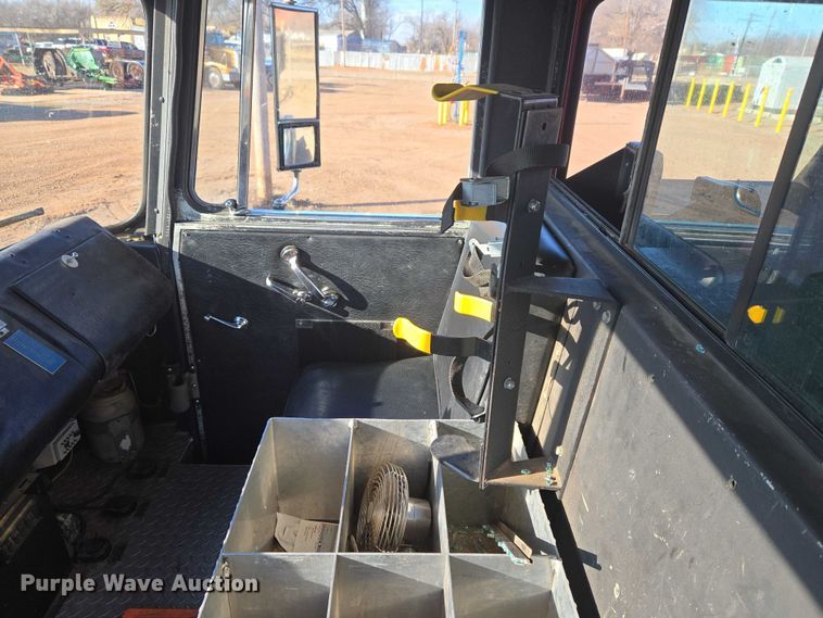 image for item ET5381 1986 Pierce pumper fire truck