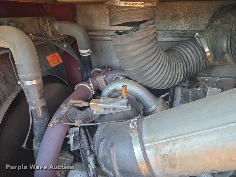 image for item ET5381 1986 Pierce pumper fire truck