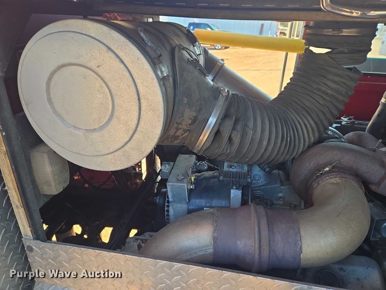 image for item ET5381 1986 Pierce pumper fire truck