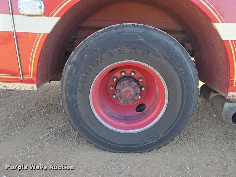 image for item ET5381 1986 Pierce pumper fire truck