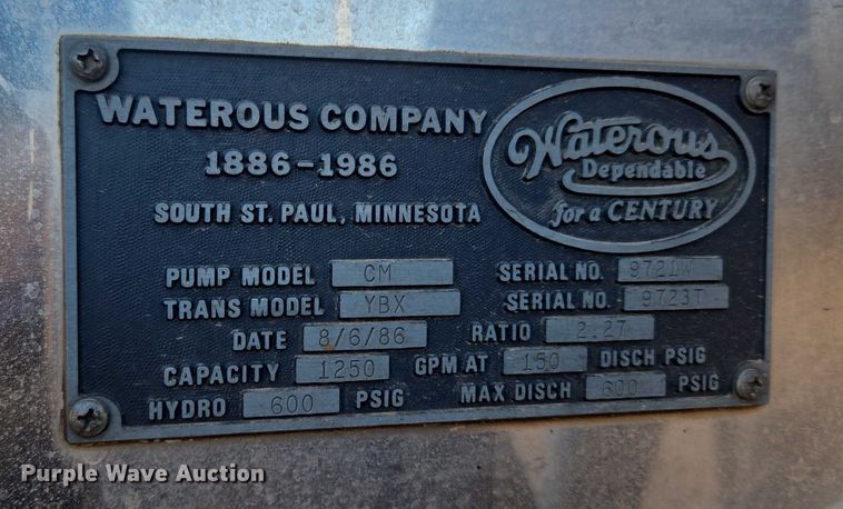 image for item ET5381 1986 Pierce pumper fire truck