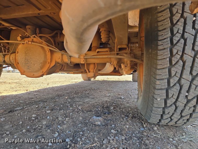 image for item ET5382 2005 Chevrolet Silverado 1500 Ext. Cab pickup truck