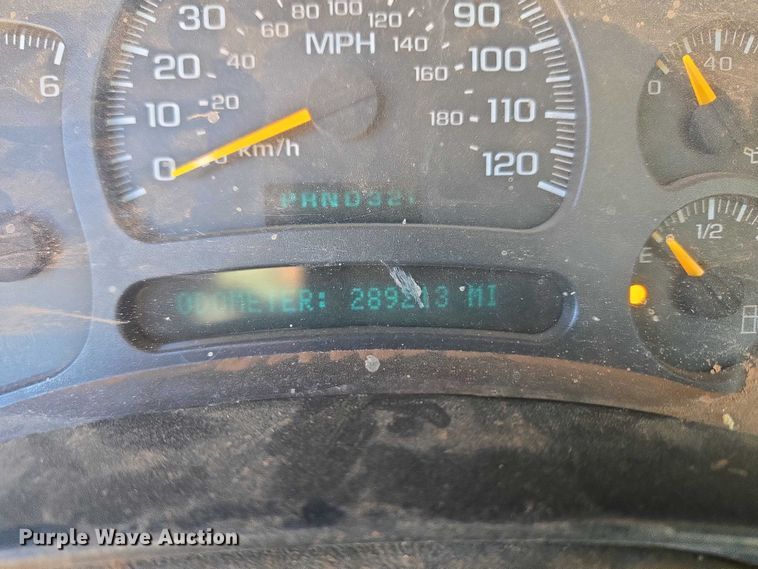 image for item ET5382 2005 Chevrolet Silverado 1500 Ext. Cab pickup truck