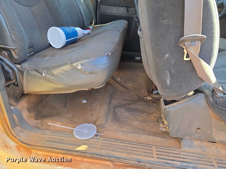 image for item ET5382 2005 Chevrolet Silverado 1500 Ext. Cab pickup truck