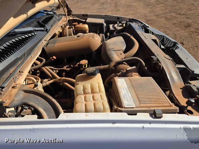 image for item ET5382 2005 Chevrolet Silverado 1500 Ext. Cab pickup truck