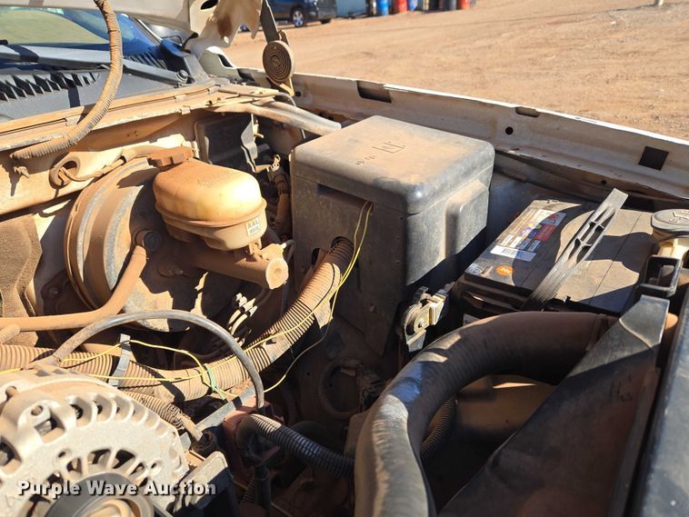 image for item ET5382 2005 Chevrolet Silverado 1500 Ext. Cab pickup truck