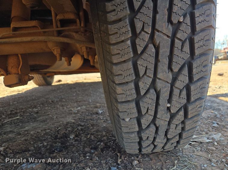 image for item ET5382 2005 Chevrolet Silverado 1500 Ext. Cab pickup truck