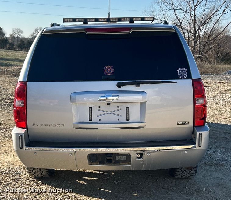 image for item ET6791 2010 Chevrolet Suburban LTZ SUV