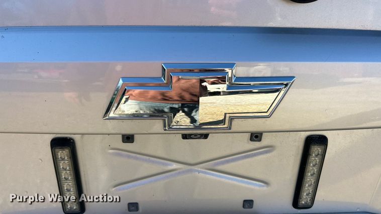 image for item ET6791 2010 Chevrolet Suburban LTZ SUV