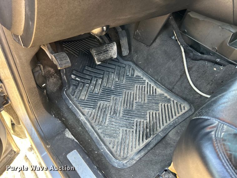 image for item ET6791 2010 Chevrolet Suburban LTZ SUV