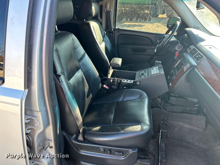 image for item ET6791 2010 Chevrolet Suburban LTZ SUV