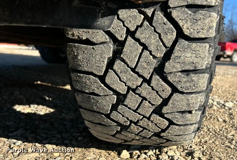 image for item ET6791 2010 Chevrolet Suburban LTZ SUV