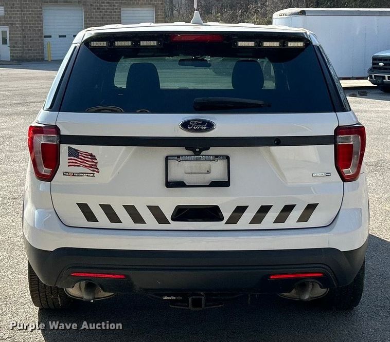 image for item ET6799 2016 Ford Explorer Police Interceptor SUV